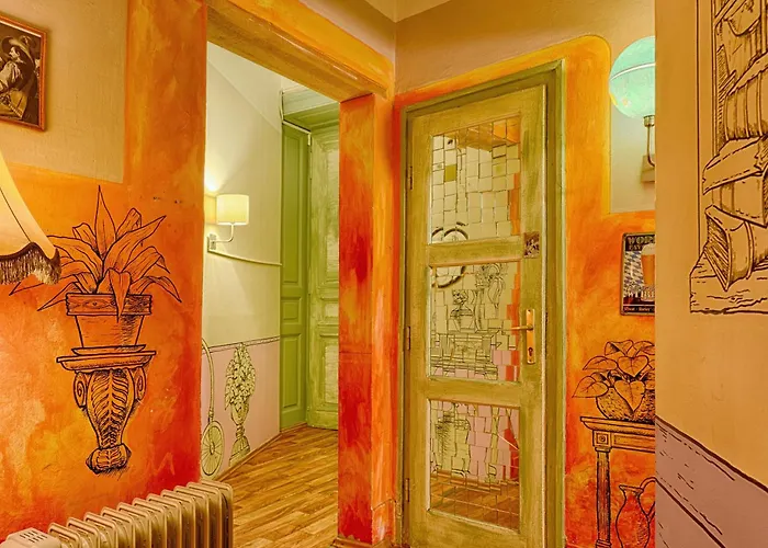Lavender Circus Hostel, Doubles&Ensuites Boedapest